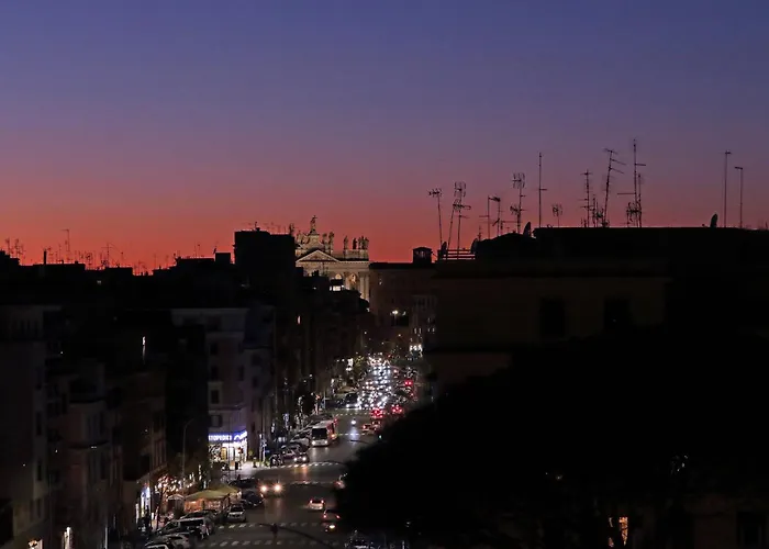Domus Augustea - San Giovanni Sunset 4* Rom