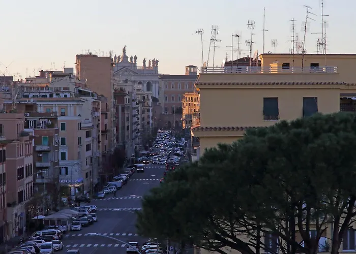 Domus Augustea - San Giovanni Sunset Guest house Rome